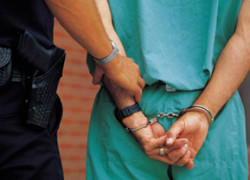 You’re Under Arrest 1.leftarticlefeat